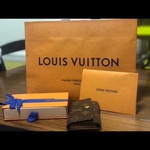 Louis Vuitton 6 Key Holder